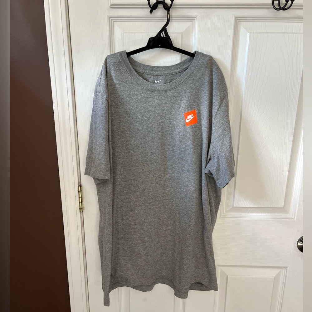 Men’s XL Nike Top